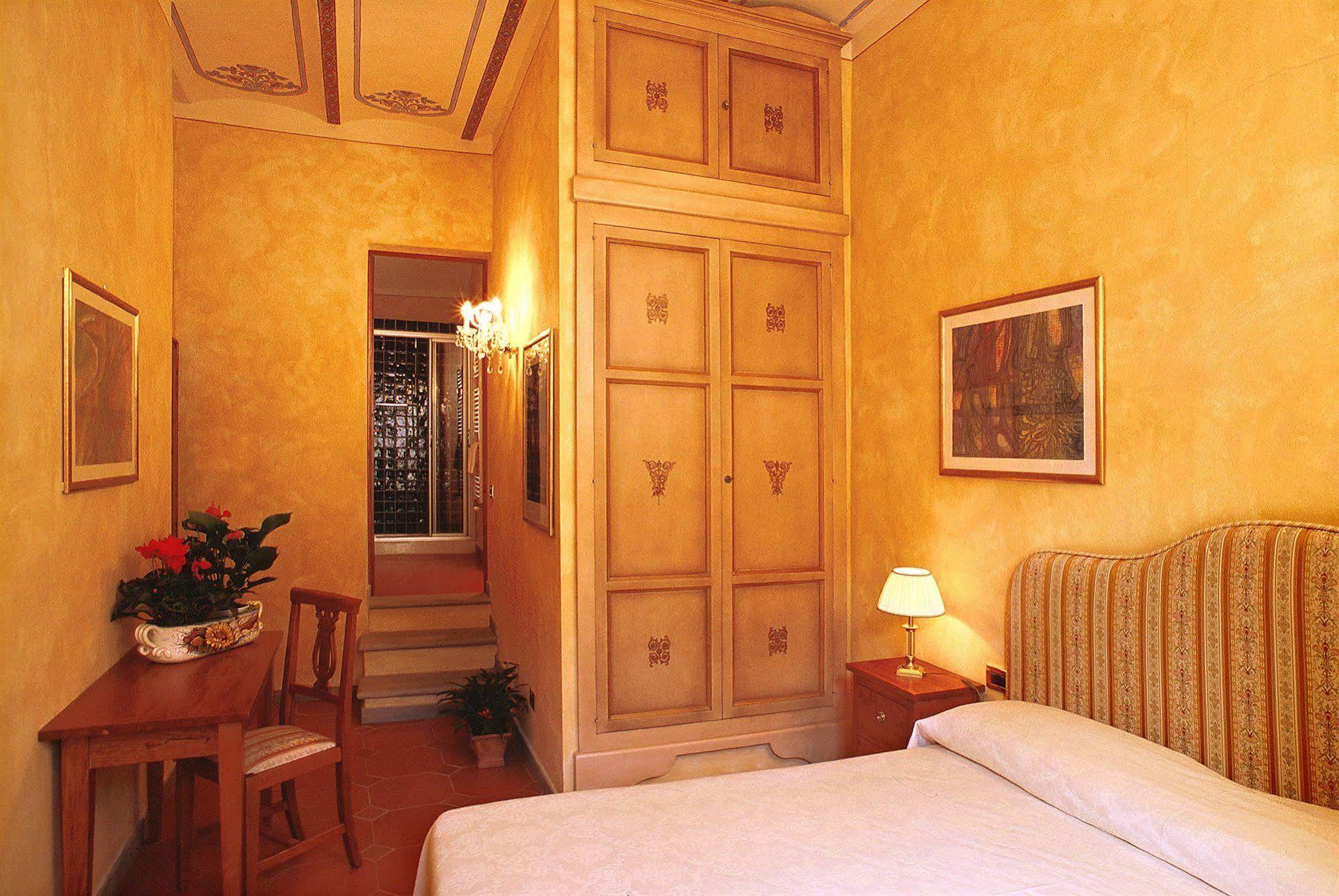 B&B Palazzo Al Torrione 2 San Gimignano Dış mekan fotoğraf